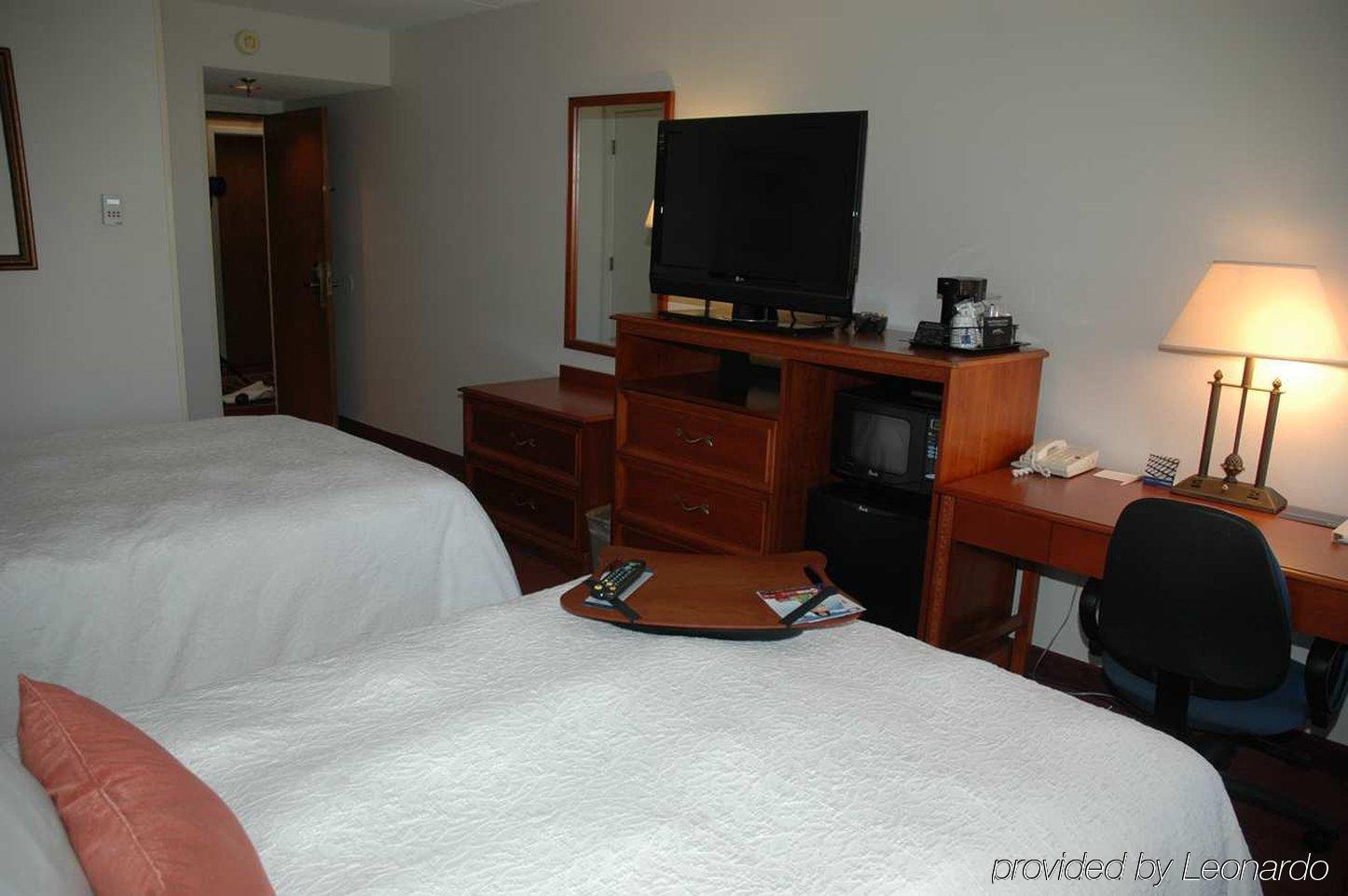 Hampton Inn Portland-Airport South Portland Værelse billede