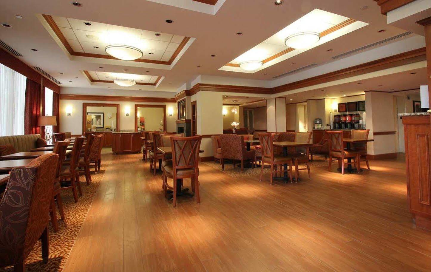 Hampton Inn Portland-Airport South Portland Eksteriør billede