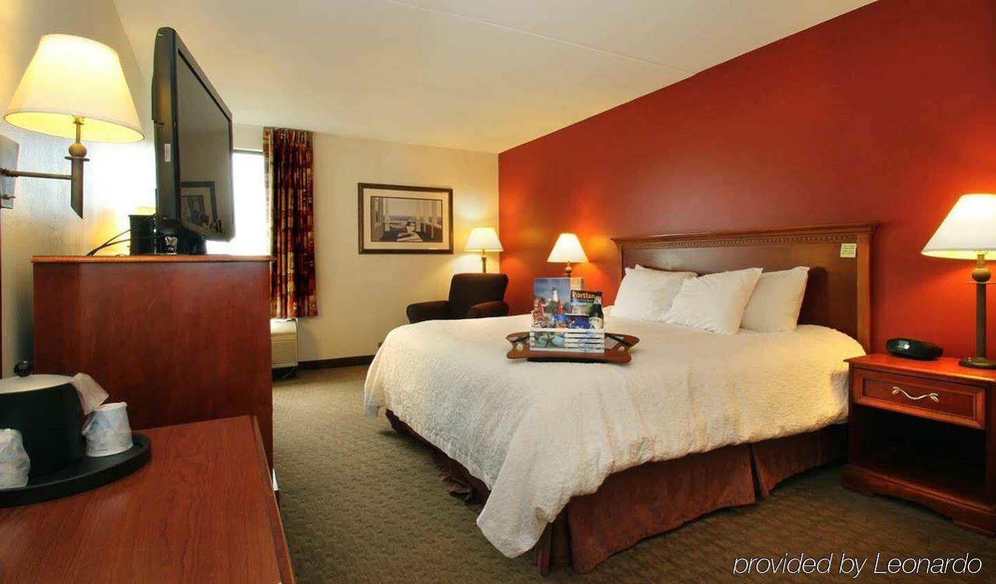 Hampton Inn Portland-Airport South Portland Eksteriør billede